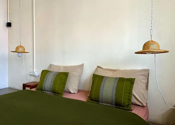 Baan Khaosoi - Rooftop House In Talad Noi Apartamento *