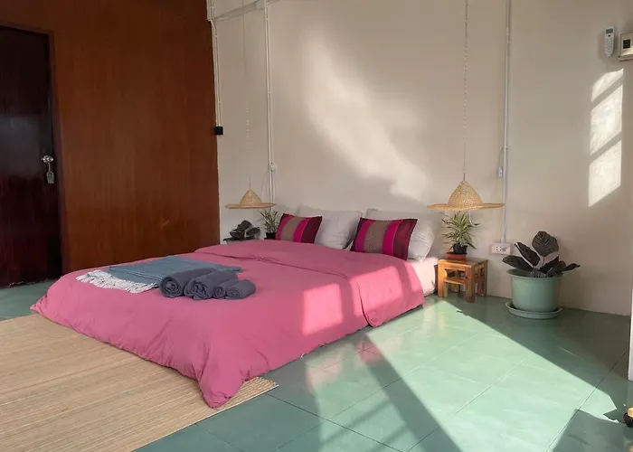 Apartamento Baan Khaosoi - Rooftop House In Talad Noi Bangkok
