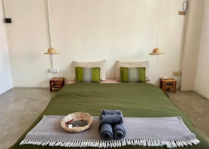 Baan Khaosoi - Rooftop House In Talad Noi Apartamento